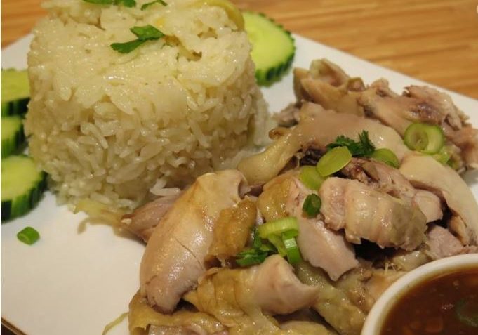Khao Man Gai, kura na ryži