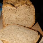 tmavý toastový chlieb