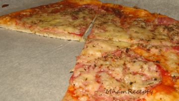 špaldová pizza